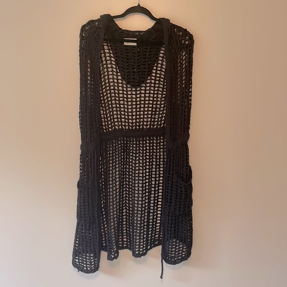 Look By M New York Hooded Crochet Tie Waist Layering Vest (Size M/L)